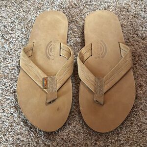 New Rainbow flip flops sandal large 9.5-10.5